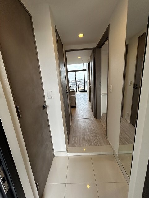 玄関　収納もある玄関です