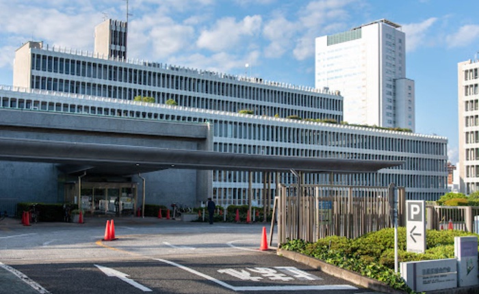 役所　中目黒区役所（役所）まで215m