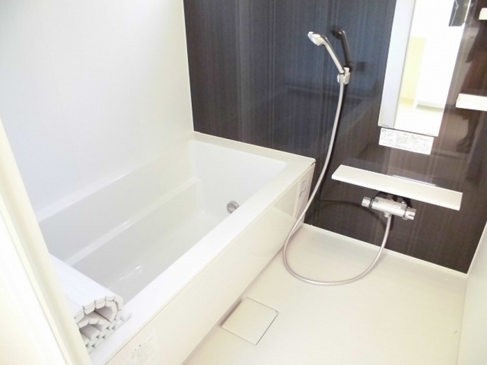 バス・シャワールーム　日々の暮らしに欠かせないお風呂です