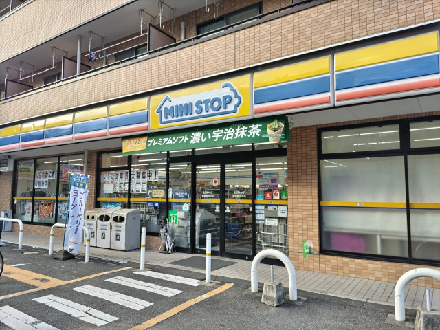 コンビニ　ミニストップ　船橋駿河台店（コンビニ）まで500m