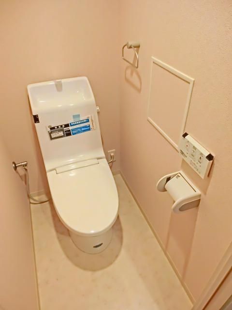 トイレ　ウォシュレット付トイレ