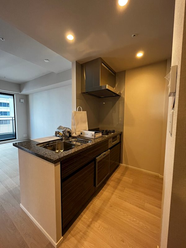 キッチン　コンパクトなキッチンで掃除もラクラク