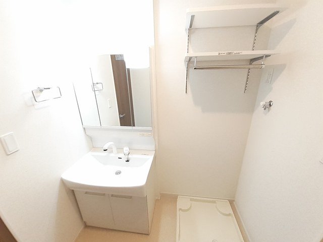 洗面設備　広い洗面スペース