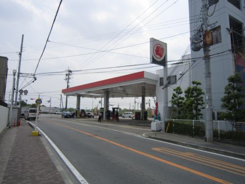 その他　イケダ美原ガソリンスタンド（その他）まで66m