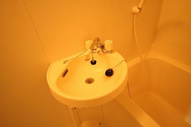 洗面設備　※写真は別室の参考写真です。現況優先。