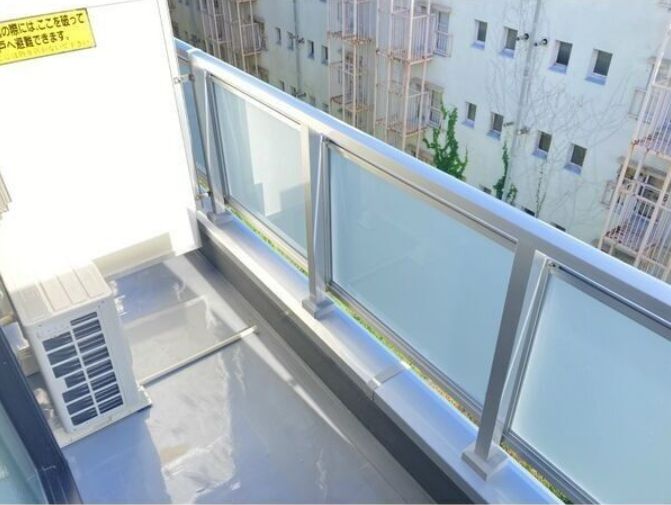 バルコニー　同施工会社施工物件の参考写真になります※現況優先