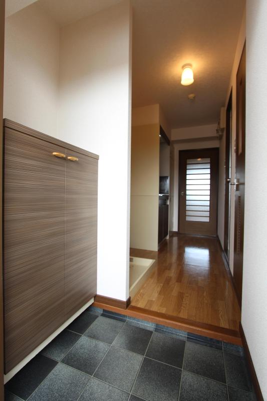 玄関　参考写真