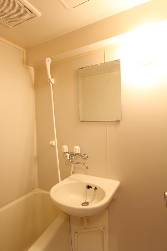 洗面設備　参考写真