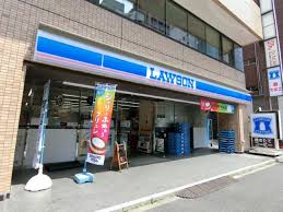 コンビニ　ローソン四谷左門町店（コンビニ）まで74m