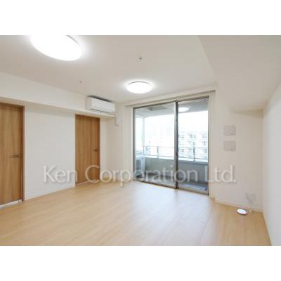 居室・リビング　同タイプ12階のお部屋を撮影。仕様が異なることがあります。