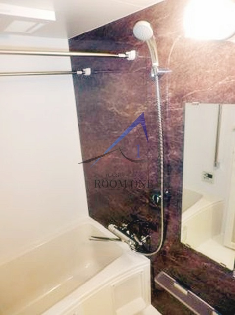 バス・シャワールーム　お風呂です。