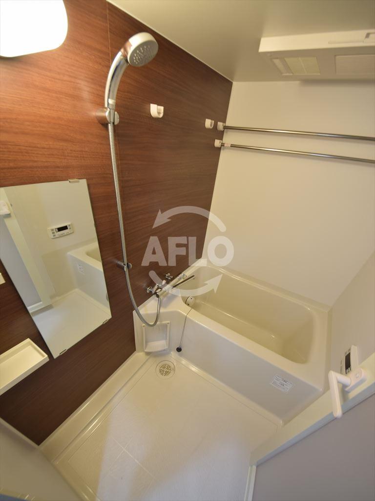 バス・シャワールーム　モンテノーム南堀江　浴室換気乾燥暖房機付バスルーム