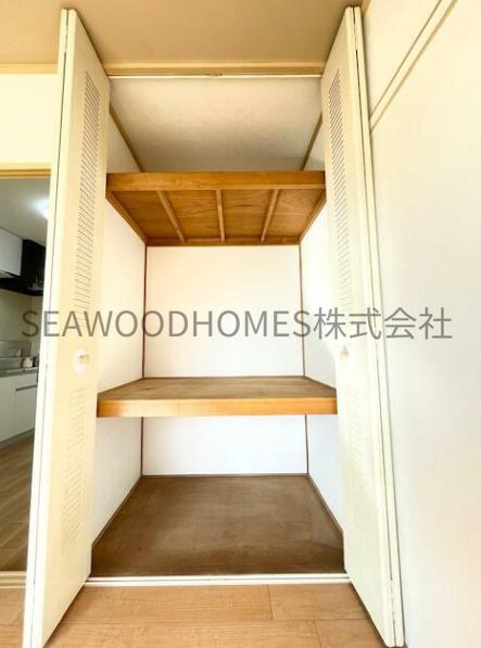 収納　収納広々！３段構造でデッドスペースを作りません。