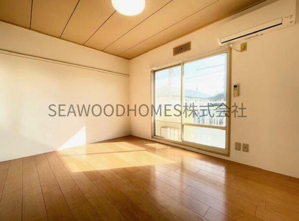 居室・リビング　日当たり良好◎明るく気持ちのいいお部屋です。