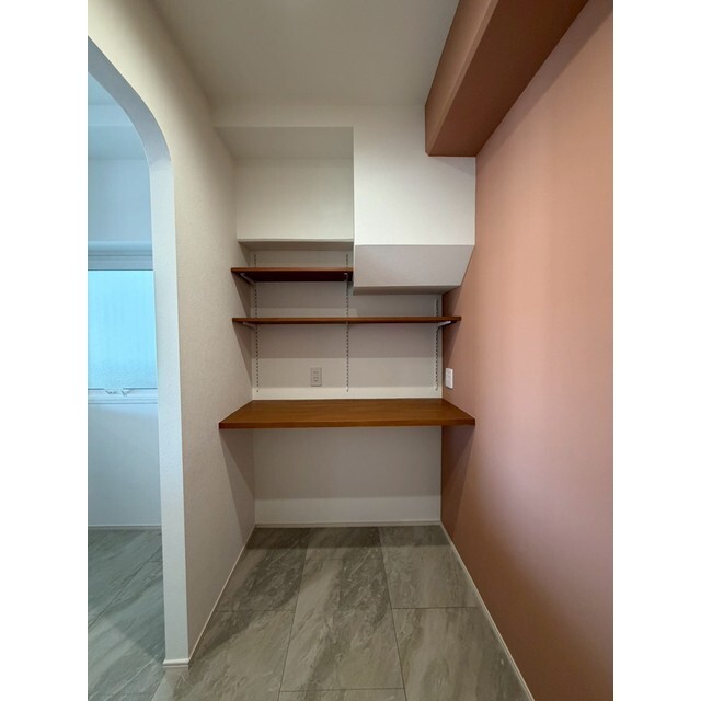 キッチン　パントリースペース