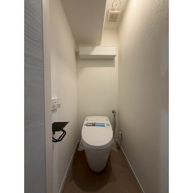 トイレ　タンクレス