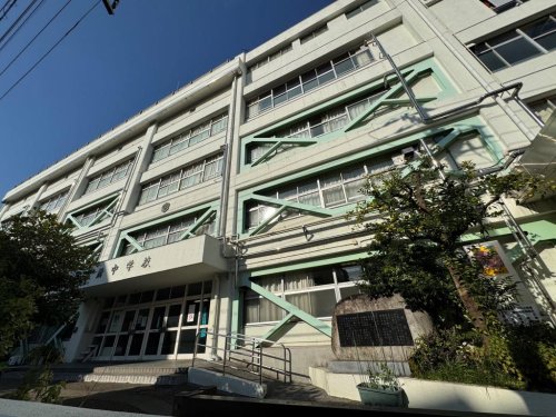 中学校　墨田区立本所中学校（中学校）まで207m