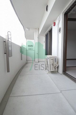 バルコニー　日当たりの良いバルコニーです！