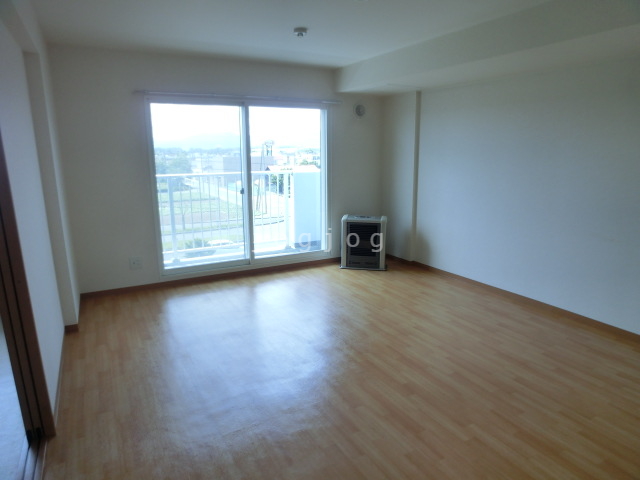 その他部屋・スペース　南向きリビング★