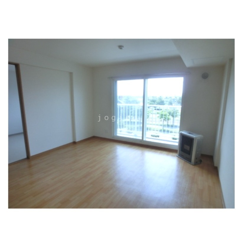 居室・リビング　南向きリビング★