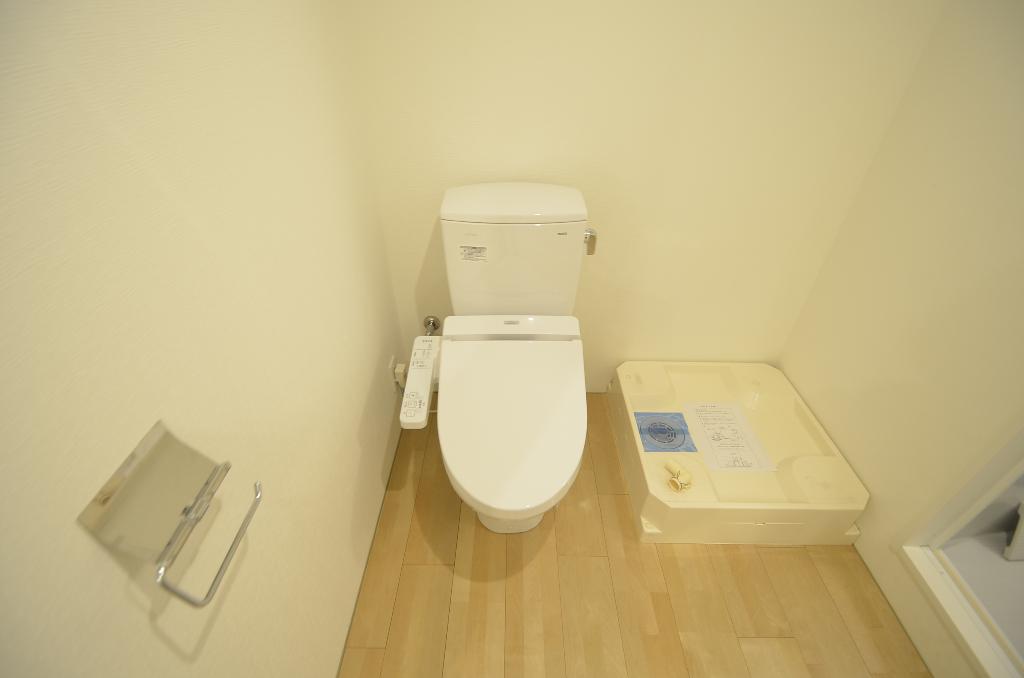 トイレ　シャワー付トイレ