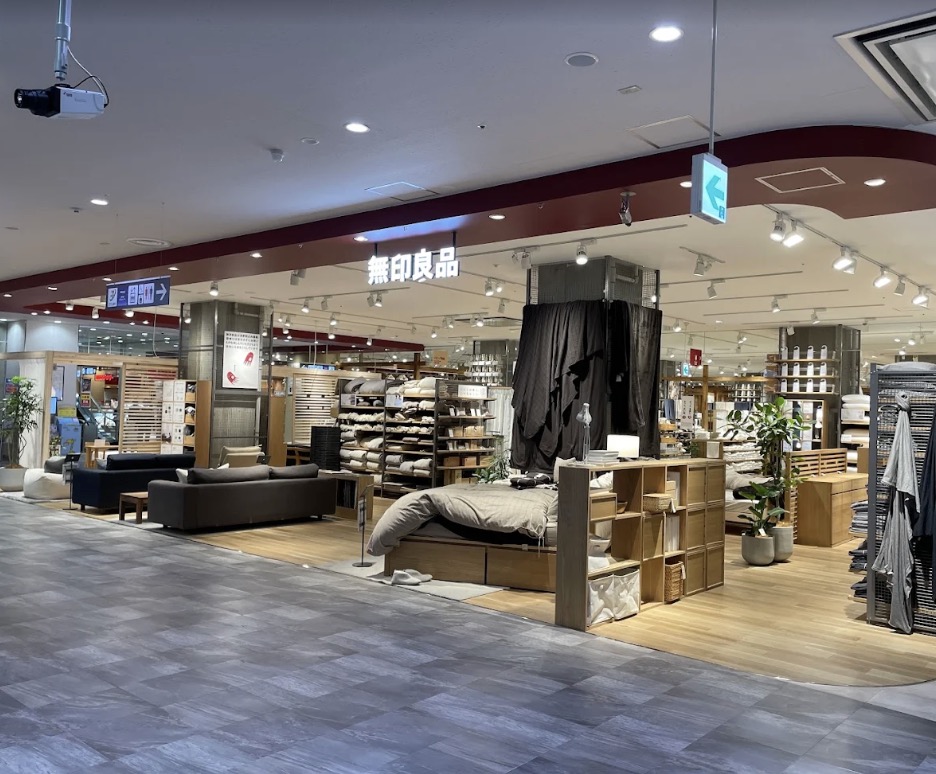 ショッピングセンター　無印良品イトーヨーカドー曳舟店（ショッピングセンター）まで399m