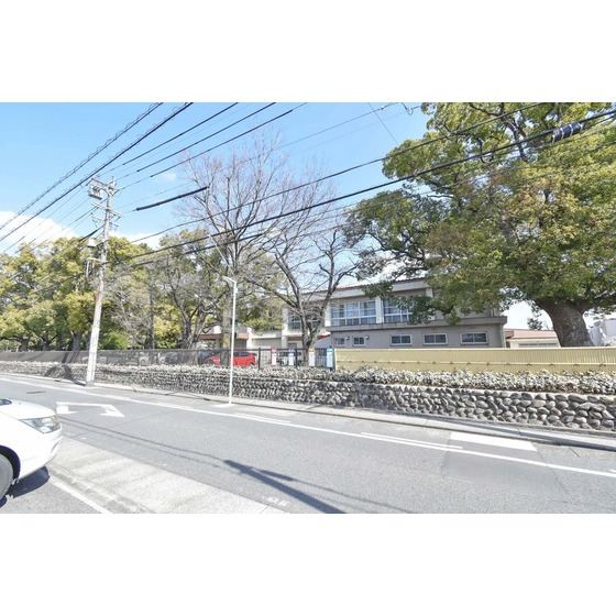 中学校　名古屋市立瑞穂ヶ丘中学校（中学校）まで1200m