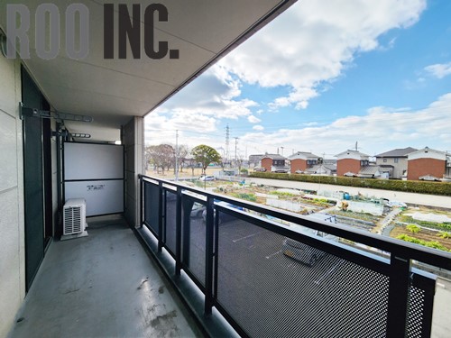 眺望　写真はクリーニング途中のものです。