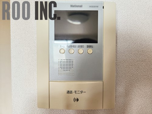 セキュリティ　写真はクリーニング途中のものです。