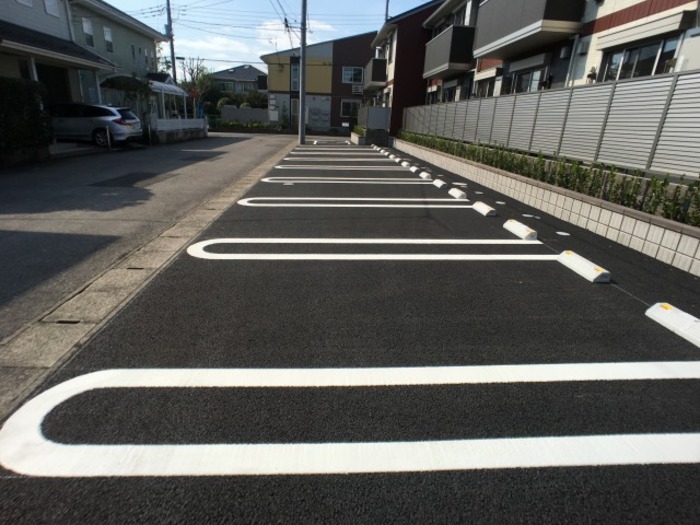 駐車場　駐車場