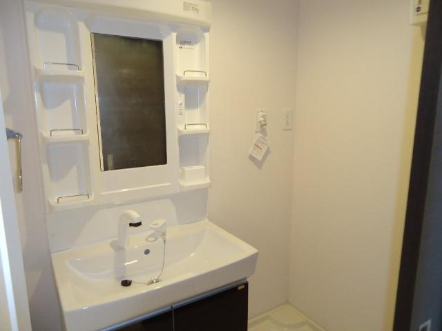 洗面設備　洗髪洗面化粧台