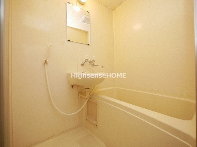 バス・シャワールーム　日々の暮らしに欠かせないお風呂です