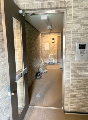 エントランス　ブランシュバル五反野