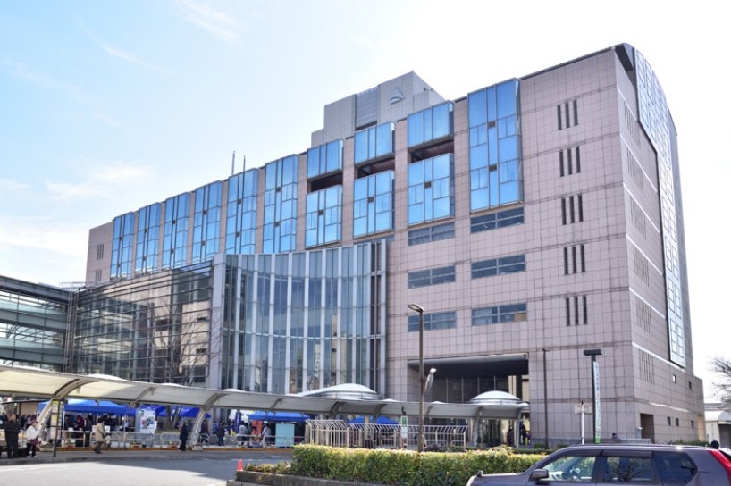 役所　足立区役所（役所）まで708m