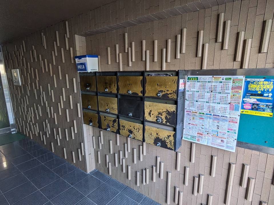 エントランス　メールBOX