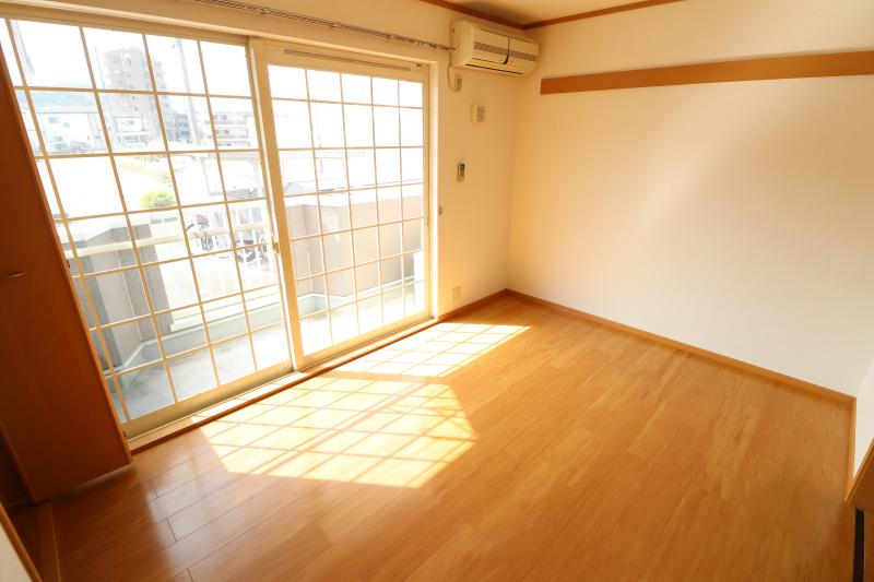 その他設備　2　　　南西側洋室6帖エアコン