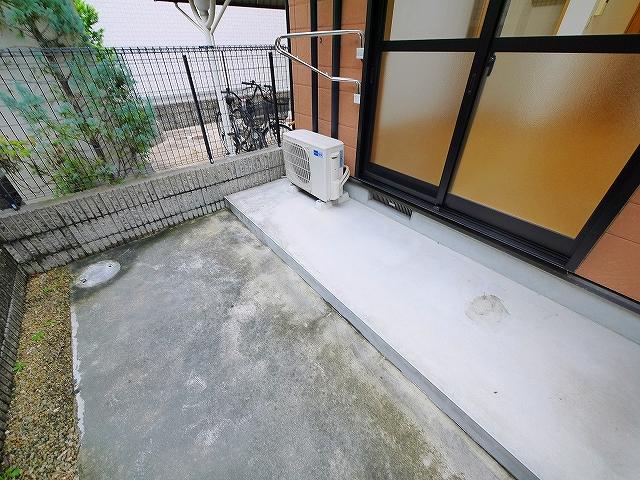 庭　お庭で自由な時間を過ごせます