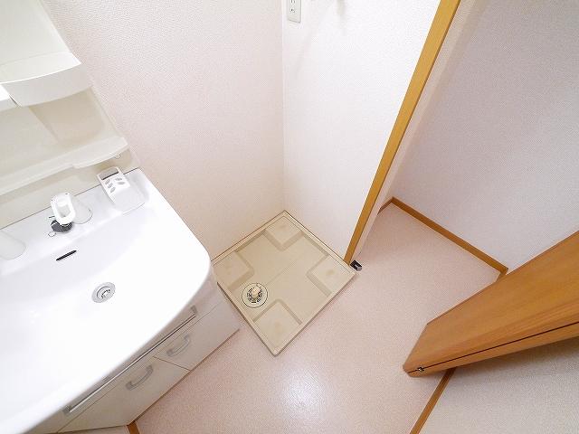 その他設備　室内洗濯機置き場です