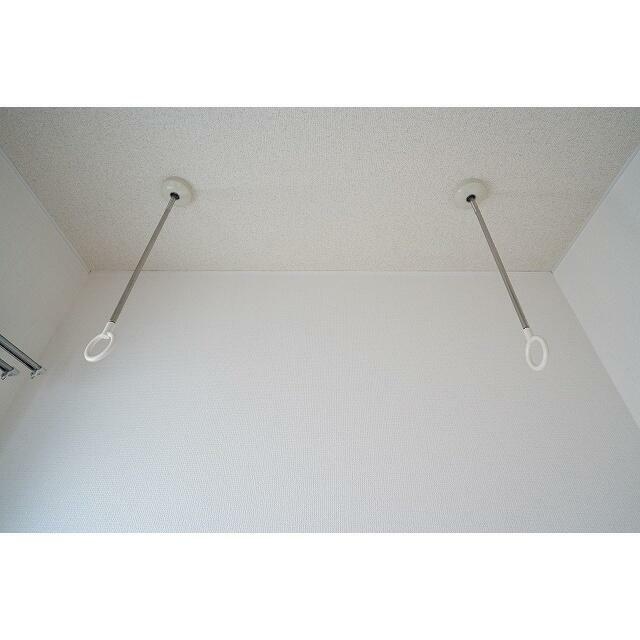 その他設備　室内物干し