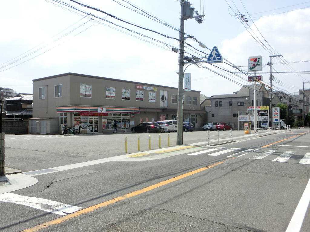 コンビニ　セブンイレブン神戸伊川谷一の谷店（コンビニ）まで624m