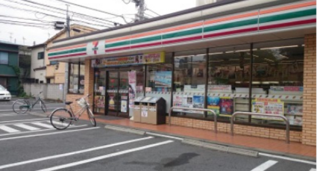 コンビニ　セブンイレブン大田セ区西蒲田4丁目店（コンビニ）まで331m