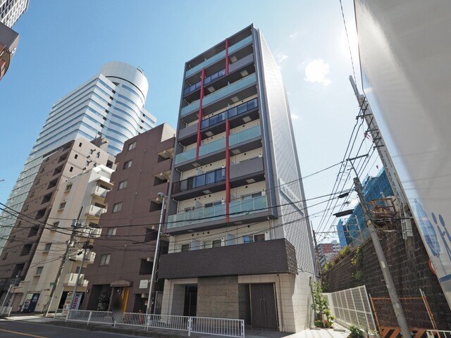 建物外観　外観タイル張りです