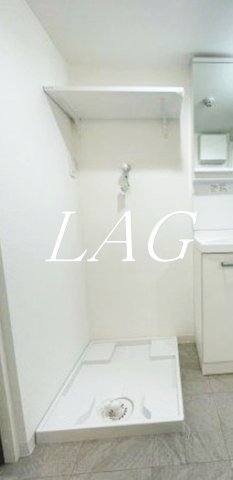 その他設備　室内洗濯置き場です。