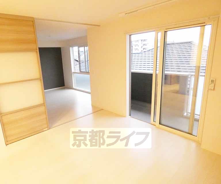 居室・リビング　１１．５帖の広々リビング！