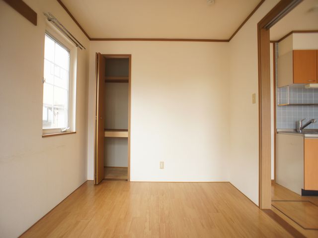その他部屋・スペース　清潔感のあるきれいな洋間です♪