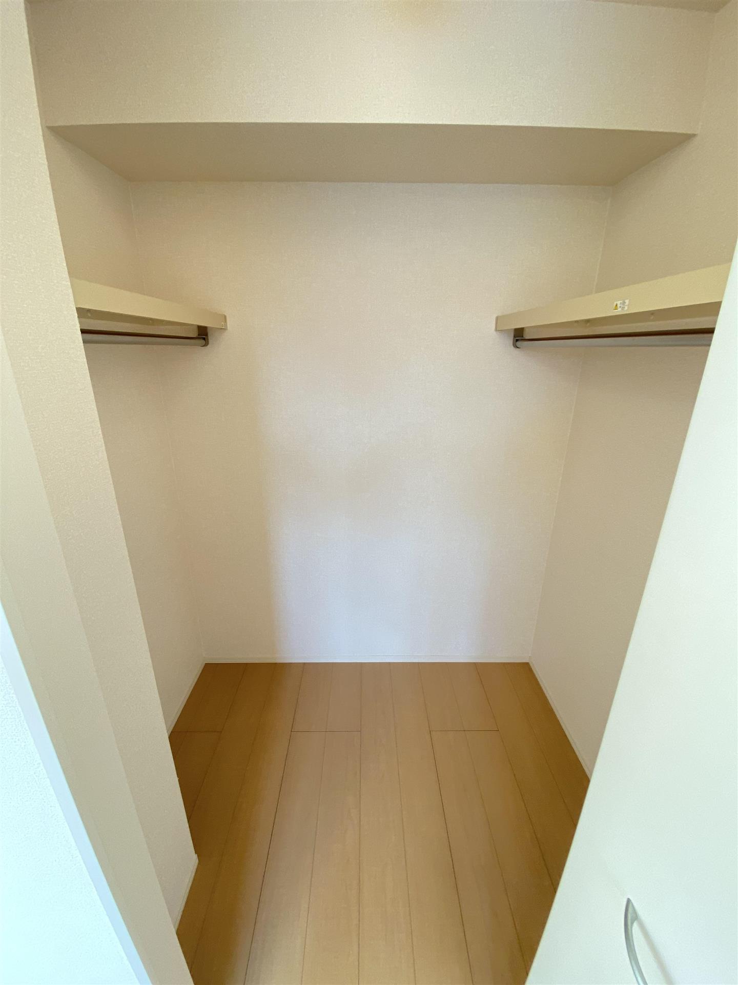 収納　ウォークインクローゼット