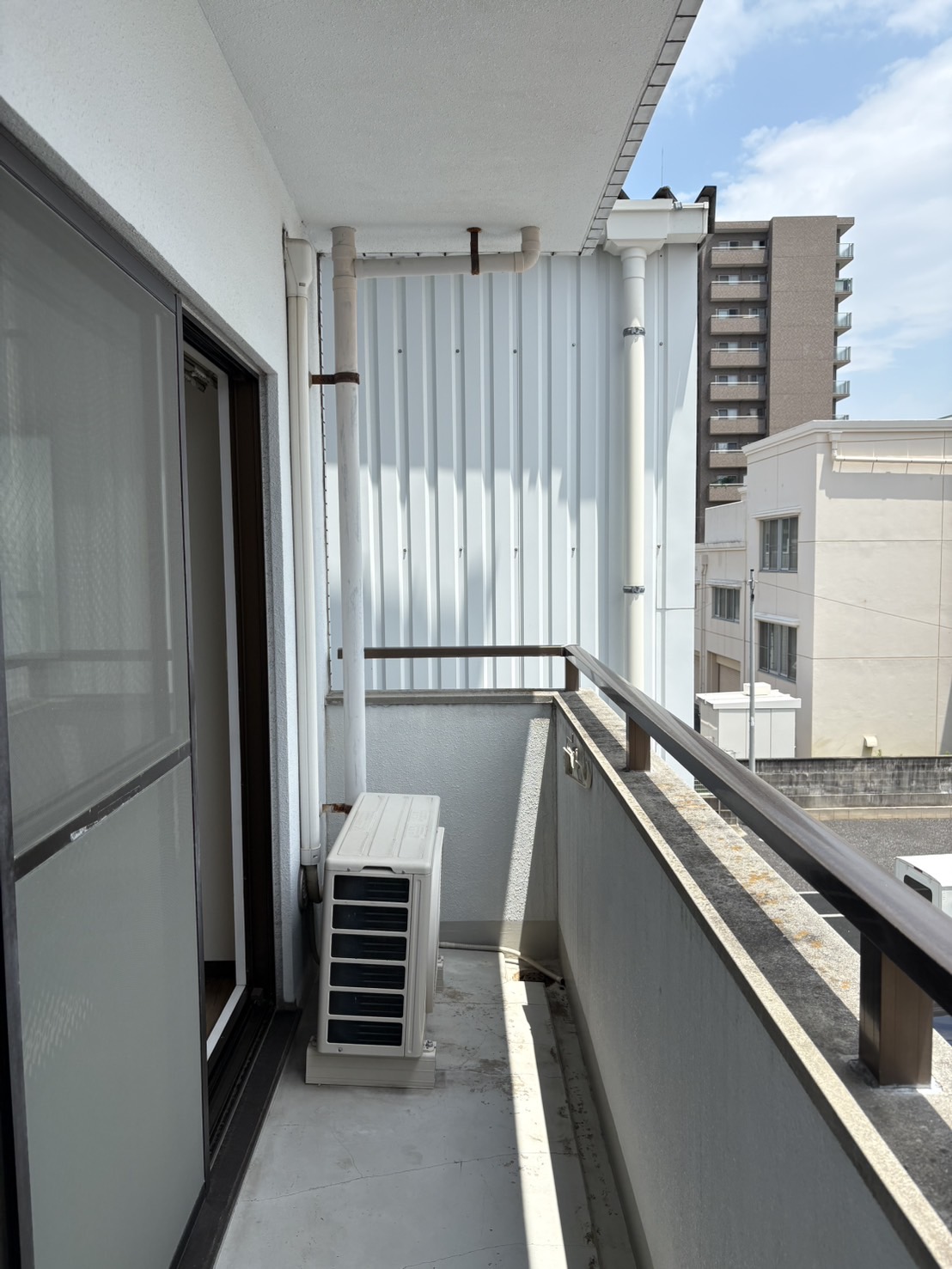 バルコニー　※別部屋の参考写真になります。