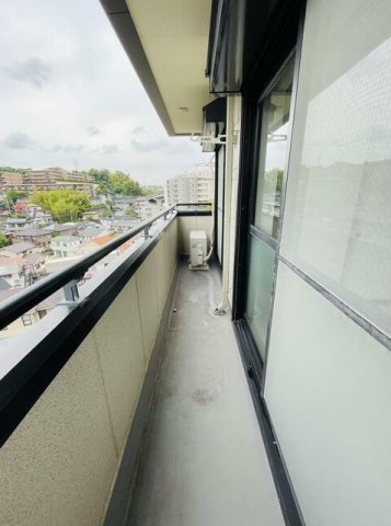 バルコニー　便利で嬉しいバルコニー付きです♪