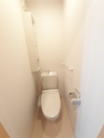 トイレ　シンプルで使いやすいトイレです