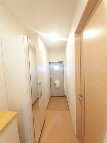 玄関　落ち着いた玄関です